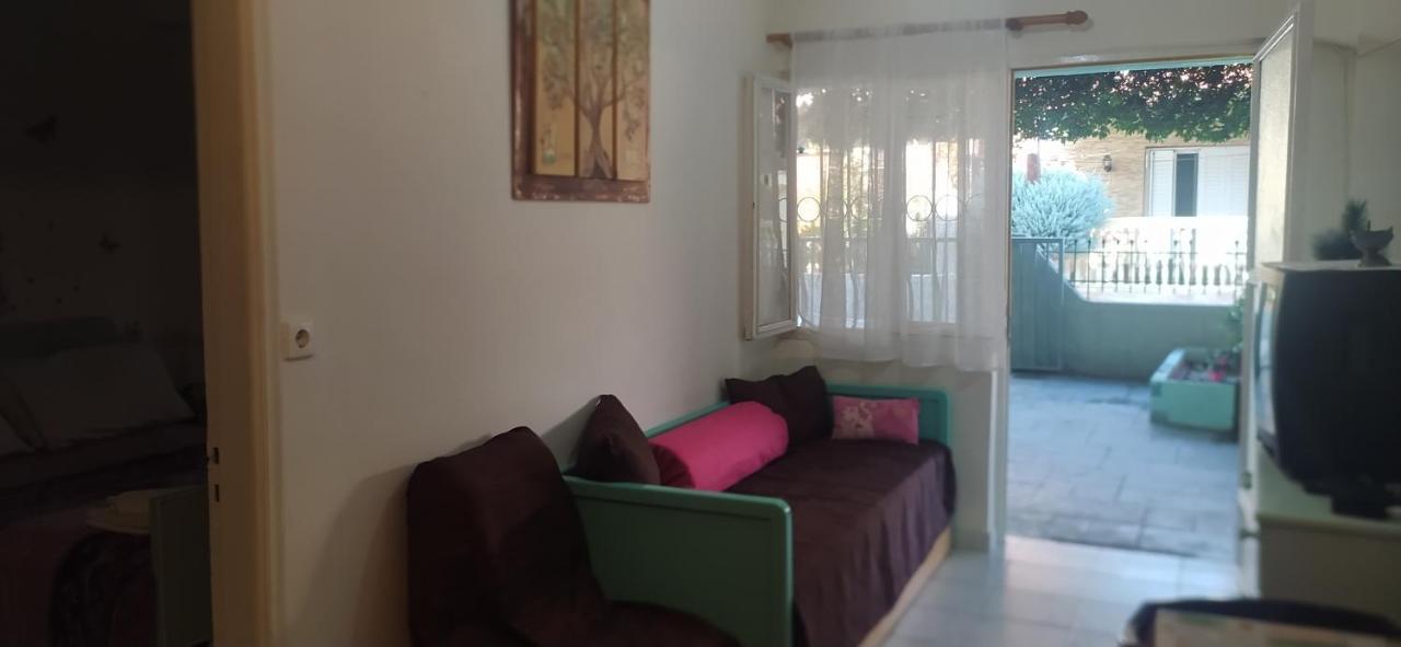 Apartmán Cozy house 2 Vrahati Exteriér fotografie